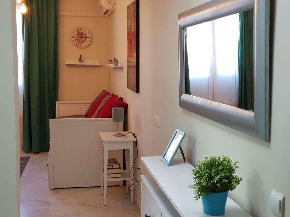 **** Genuar Apartments Malaga Center Exterior foto
