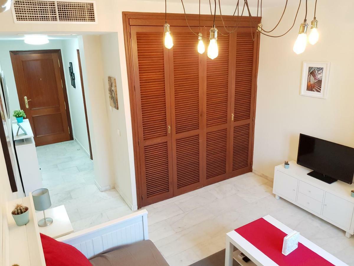 **** Genuar Apartments Malaga Center Exterior foto